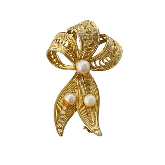 Vintage Goldtone and Faux Pearl Vintage Brooch Filigree Ribbon Shape 1.75" - Picture 2 of 14